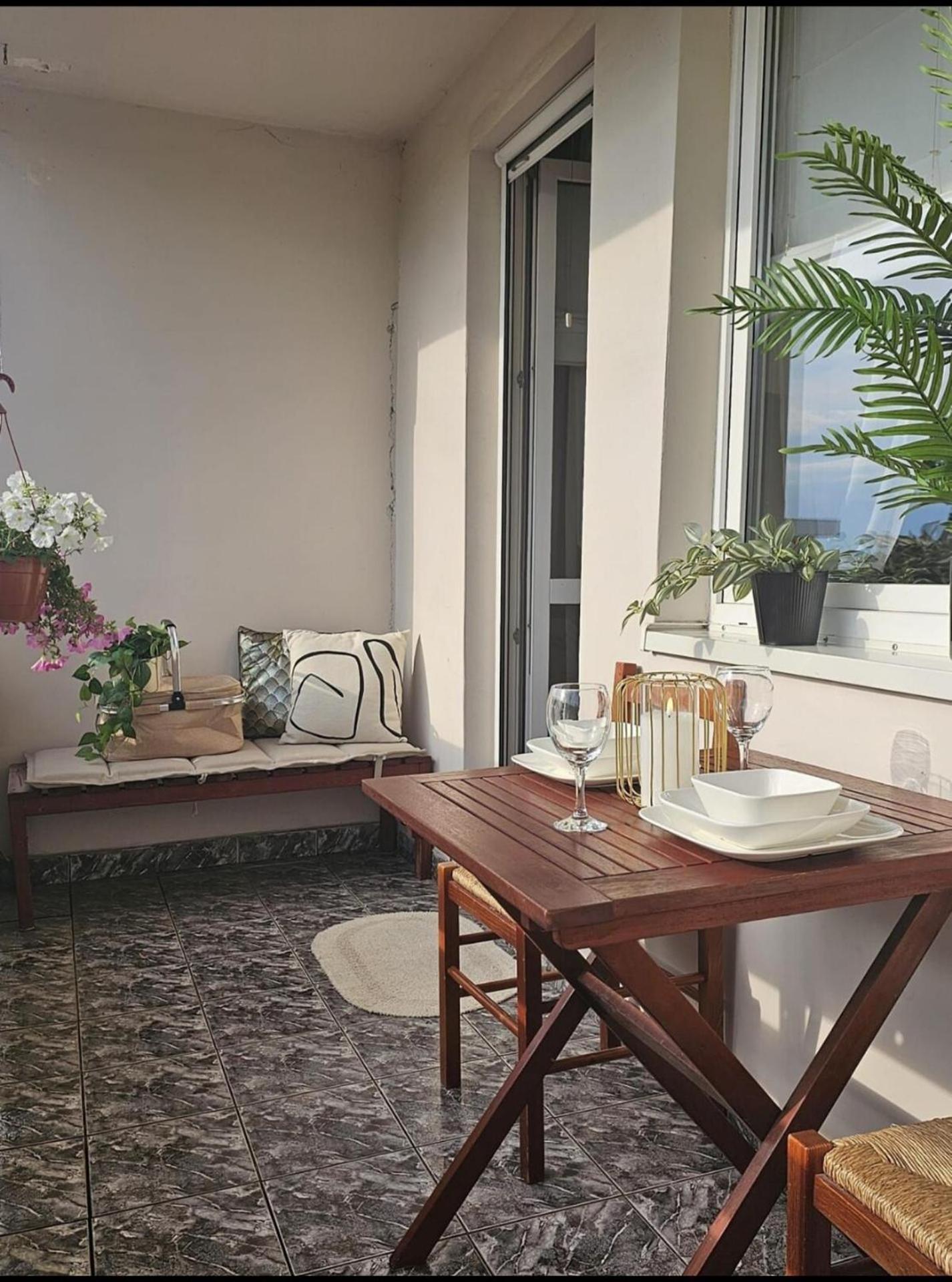 Apartment In Zyrardow 10Min To Suntago Екстер'єр фото